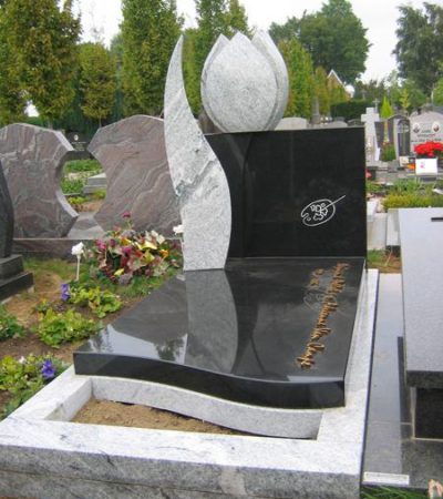 Bavo Pausenberger | ☎ 0496/51 90 18 ✅Grafzerk in natuursteen in regio Lievegem: urnemonumenten, gedenkplaten